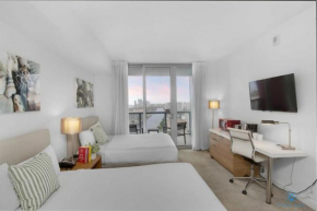 Upper studio with Balcony - Pool - Gym